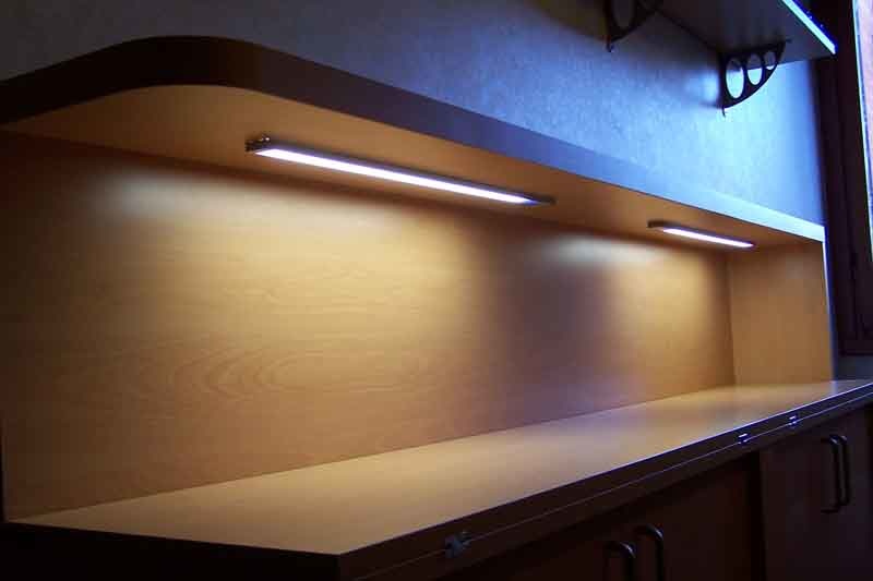 scrivania Lorenzo legno nobilitato