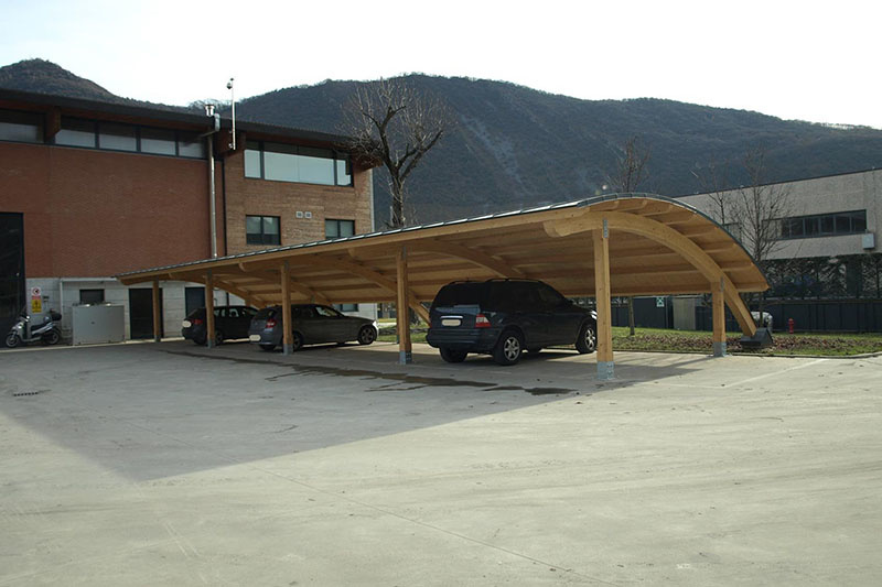 copertura auto ad arco Falegnameria Cortinovis Bergamo